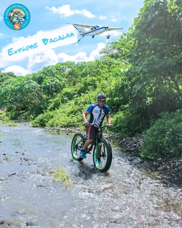 Intermediate cycling ride on Cayuco Maya jungle trail in Bacalar